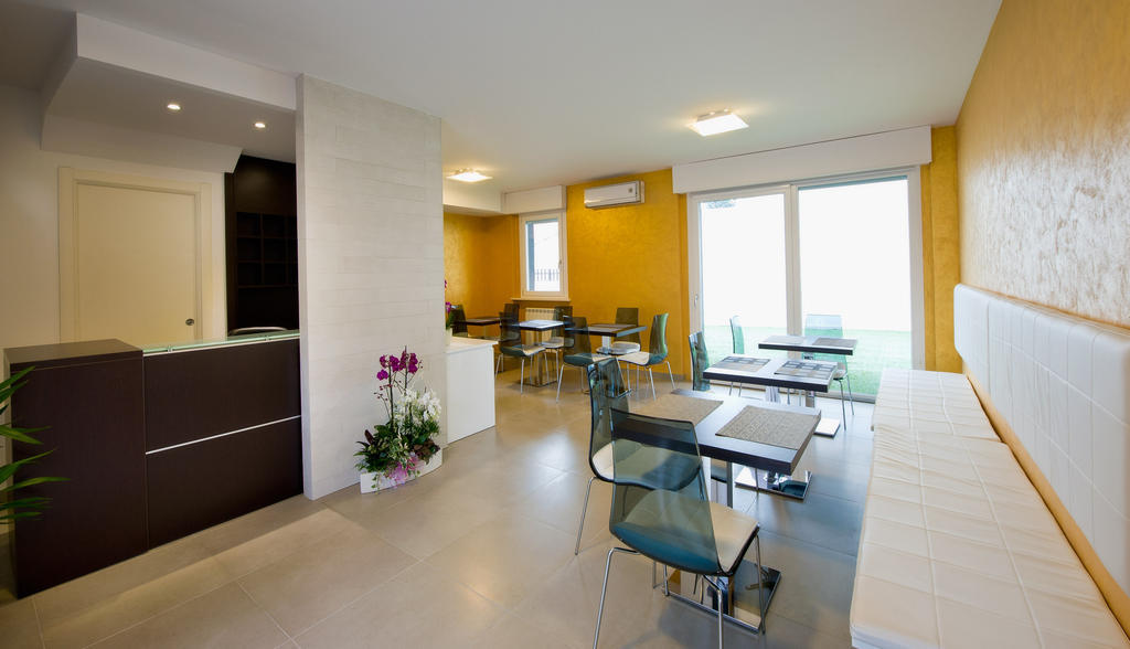 Jolie Bed And Breakfast Pescara Bagian luar foto