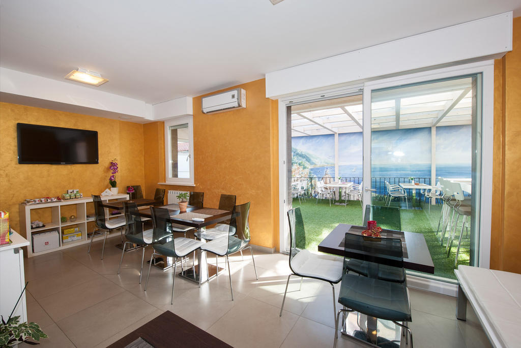Jolie Bed And Breakfast Pescara Bagian luar foto